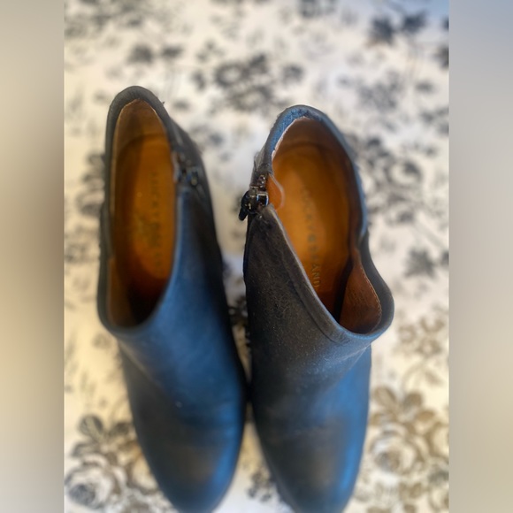 Lucky brand heeled boots - Picture 2 of 3